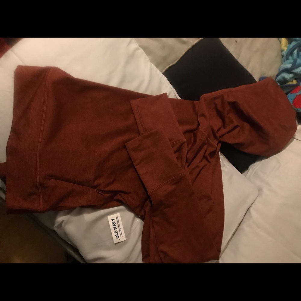 Rust colored Old navy “hoodie” long crop top